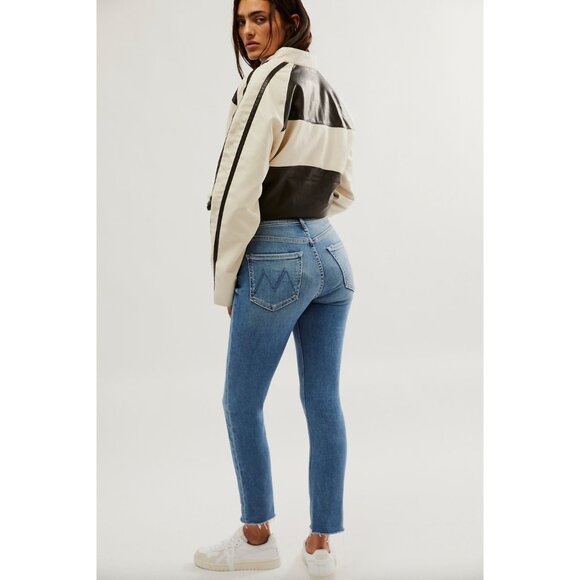 Mother Mid Rise Dazzler Ankle Fray In Riding Cliffside Size 32 Straight Jeans - Picture 2 of 8